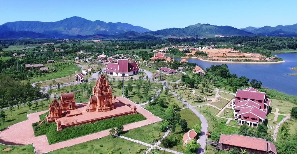 toàn cảnh làng văn hóa các dân tộc việt nam